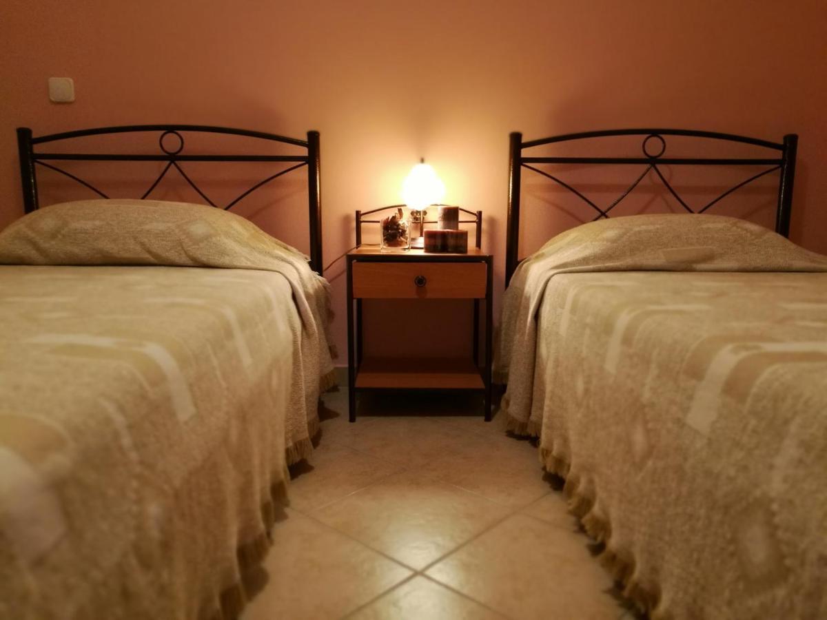 אתונה Platos Academy Apartment מראה חיצוני תמונה